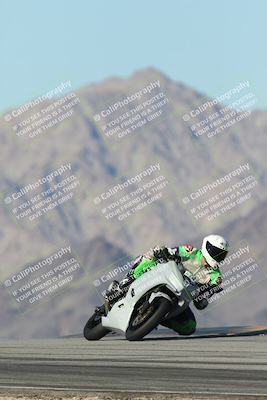 media/Dec-04-2025-Racers Edge (Thu) [[5ebc9f124d]]/3-B Group/6-Session 4 (Turn 9)/